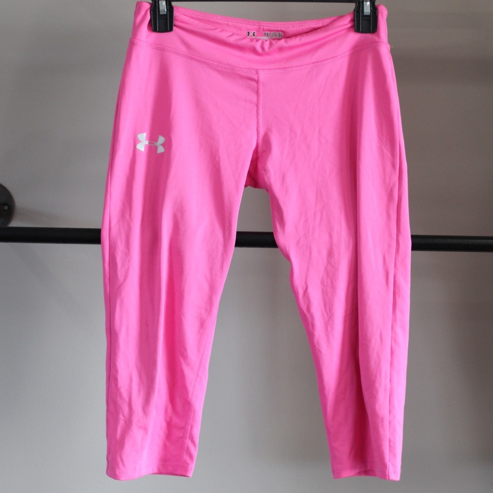 Under Armor crop leggings, size YXL, or woman's small, hot pink